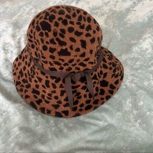 Vintage cheetah print cloche
